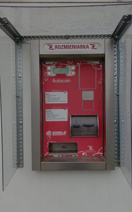 Distribuitor,Schimbator monezi,jetoane,fise self service.