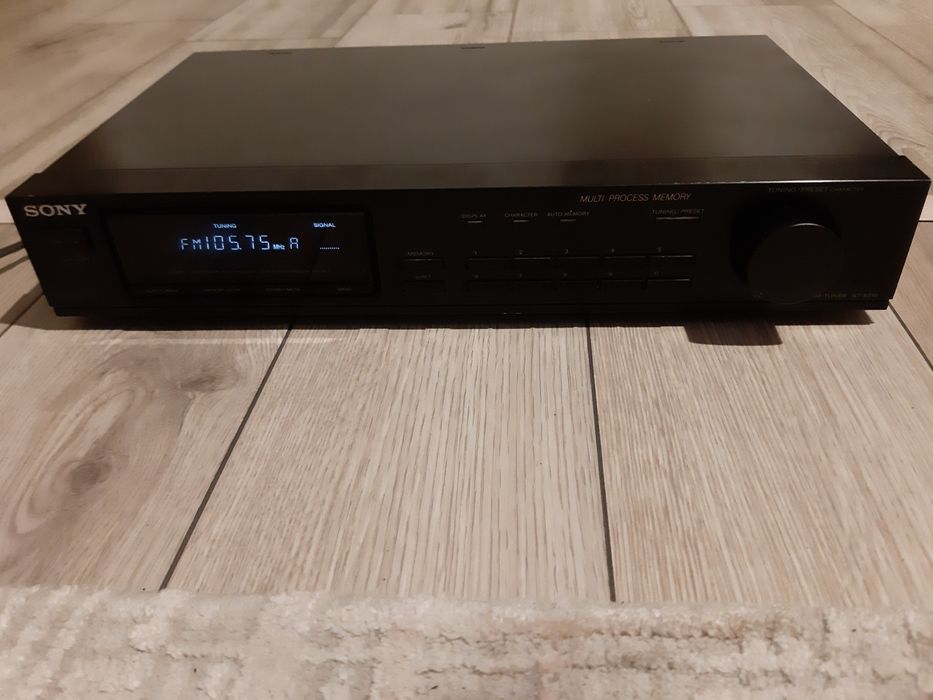 Tuner SONY model ST-S310