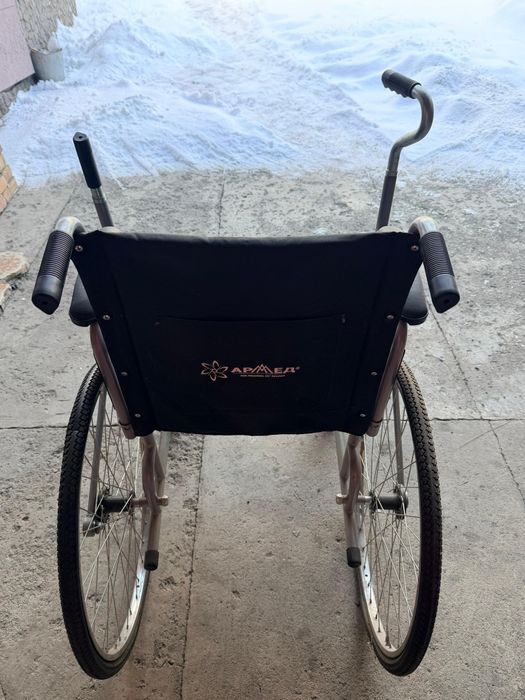 Инвалидная коляска, новая не пользовались