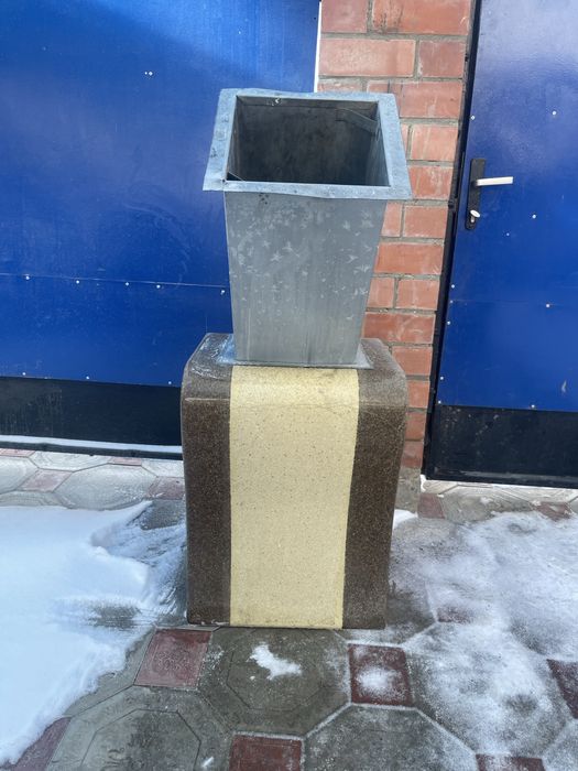 Продам мусорный бак