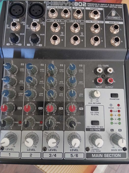 Аудио смесител Behringer