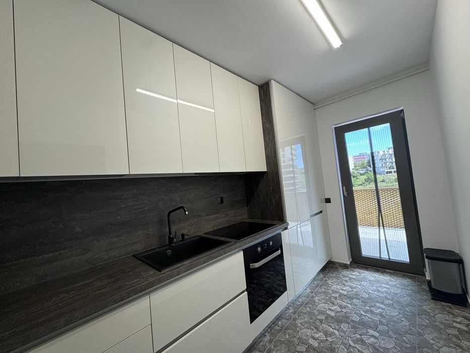 Apartament cu Nisa de Dormit si balcon de 10 mp Zorilor Scala Frunzisului