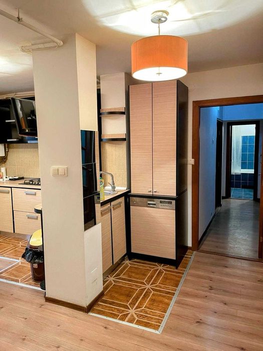 Vanzare apartament 3 camere zona centrala - DIRECT PROPRIETAR