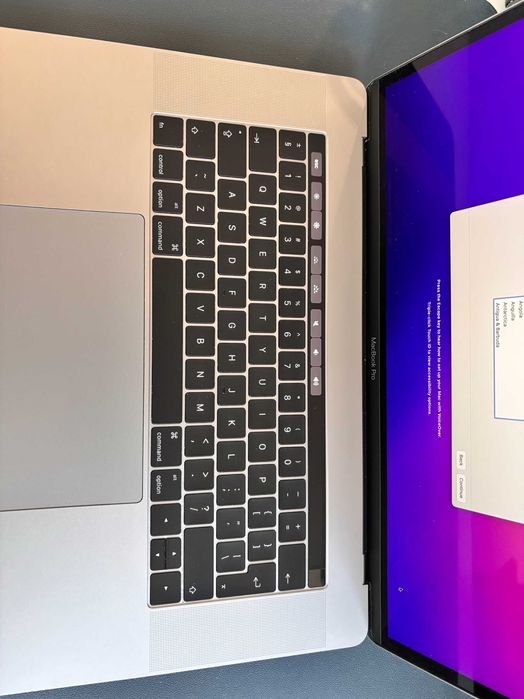 MacBook Pro 15 2017 A1707 Touch Bar