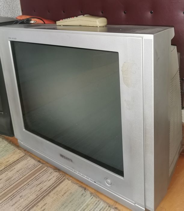 Продавам телевизор  "Samsung Plano-flat"