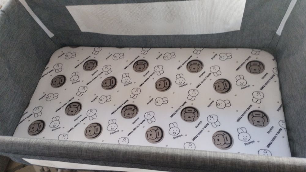 Манеж для малышей.