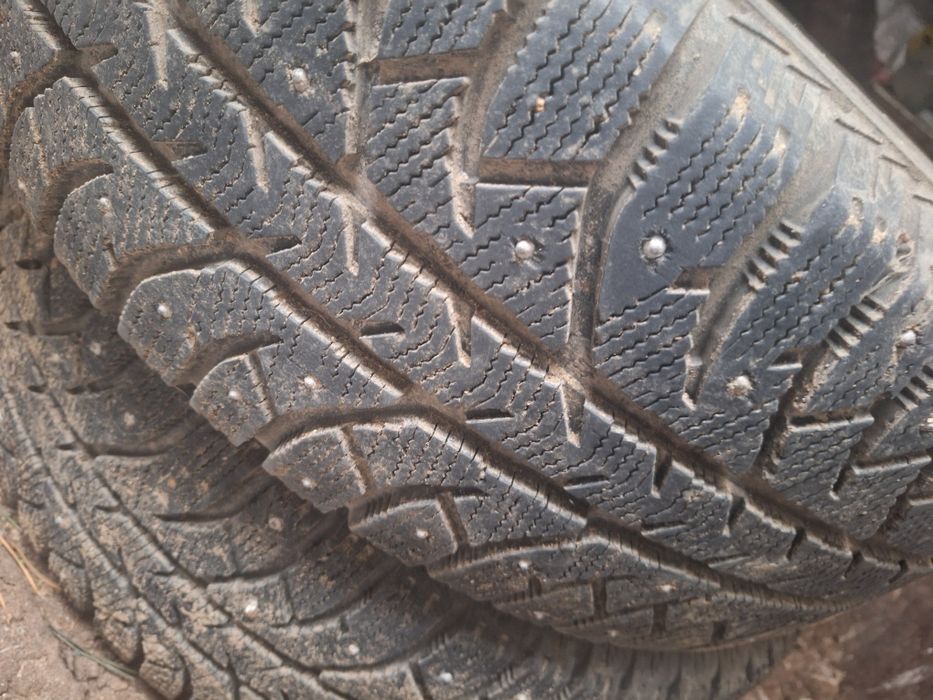 Продам зимние шины