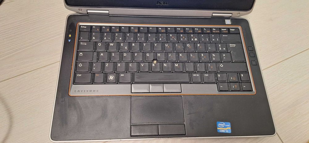 Laptop Dell Latitude – i5 / ecran 13.3" / 4GB RAM / 250GB HDD / Windows 10