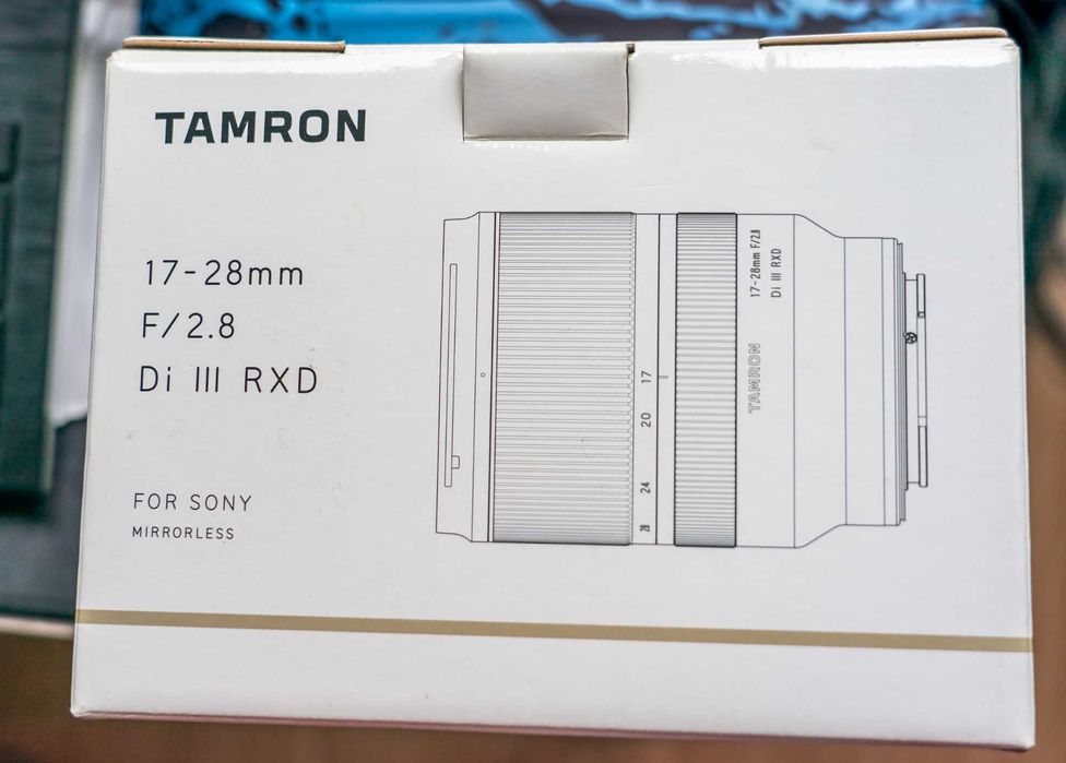 Обектив Tamron 17-28mm F/2.8 Di III RXD - в Гаранция