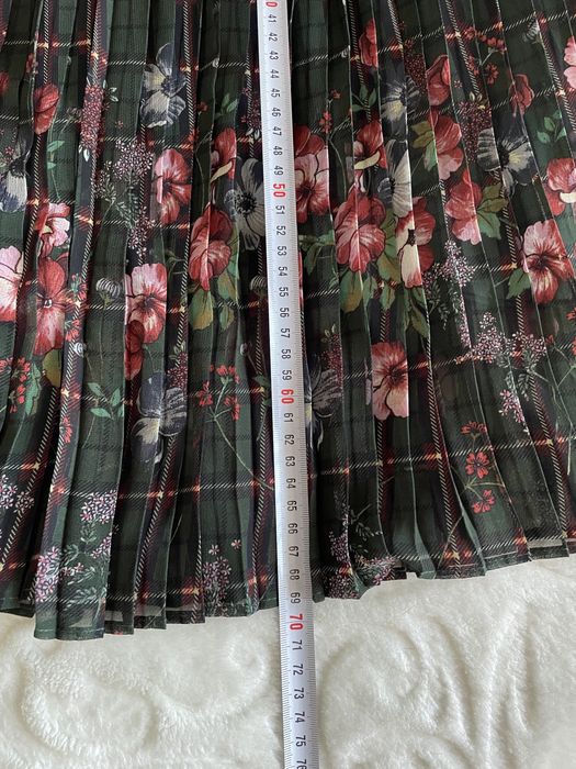 Плисирана пола ZARA