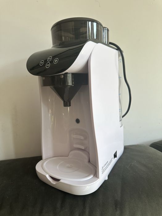 Уред за приготвяне на адаптирано мляко