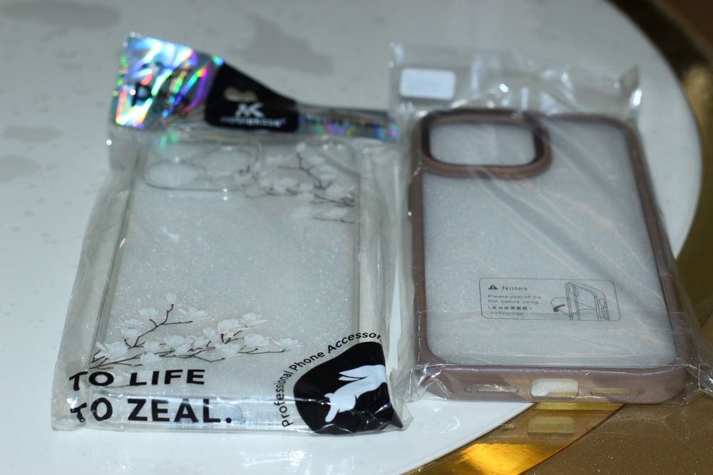 Чехол для iPhone 16 Pro Max — новый, не использовался