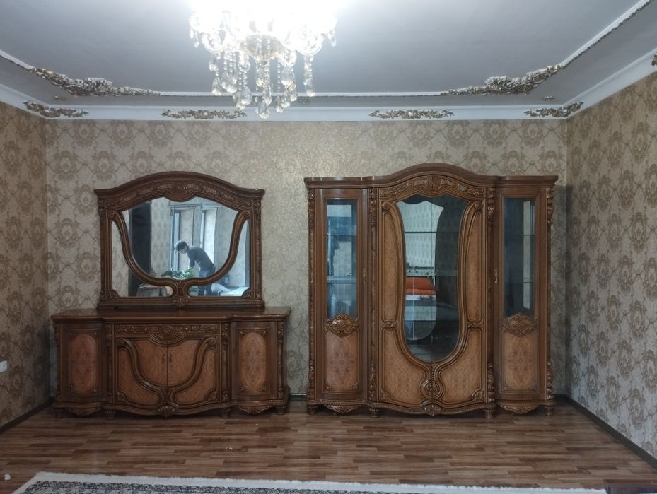 Разборка Сборка ремонт мебели переезд квартир и офисов мебельщик