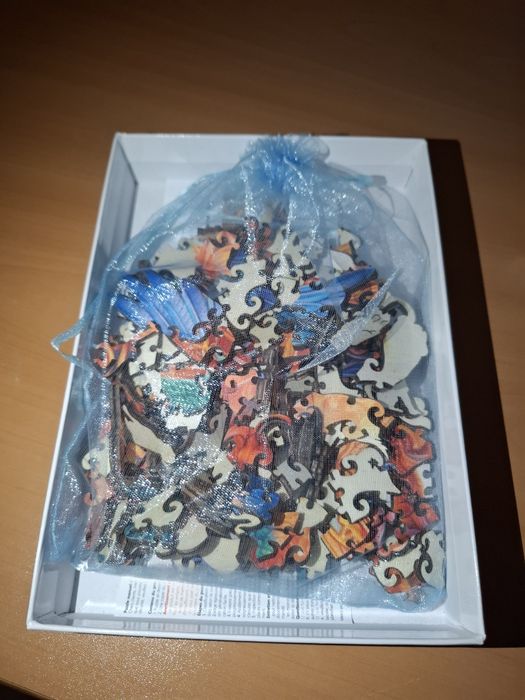 Дървен красив пъзел с две птици цветен. Различни видове