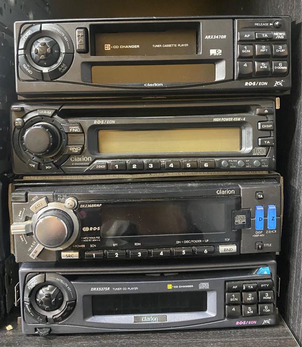 Playere auto Clarion top old school