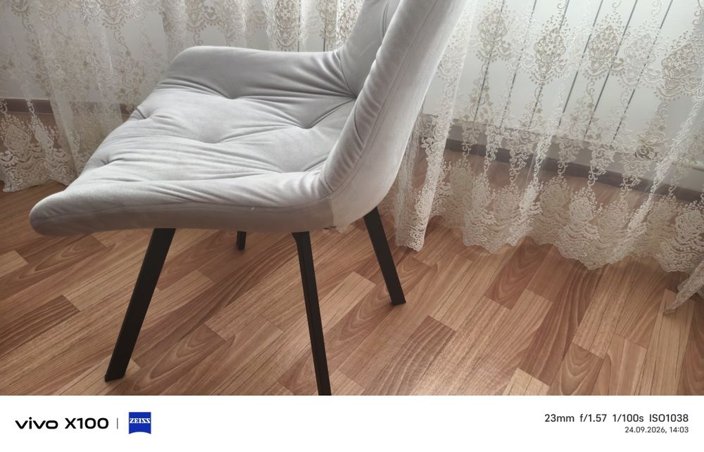 Продам стулья кухонные