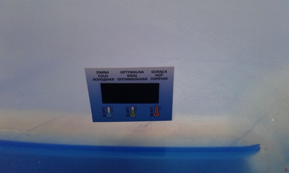 Cadă pentru nou-născut şi bebeluşi cu termometru