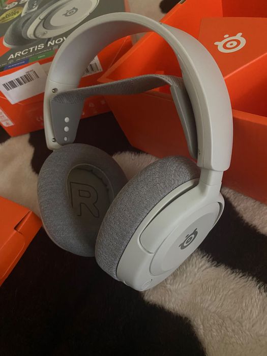 SteelSeries Arctis Nova 1