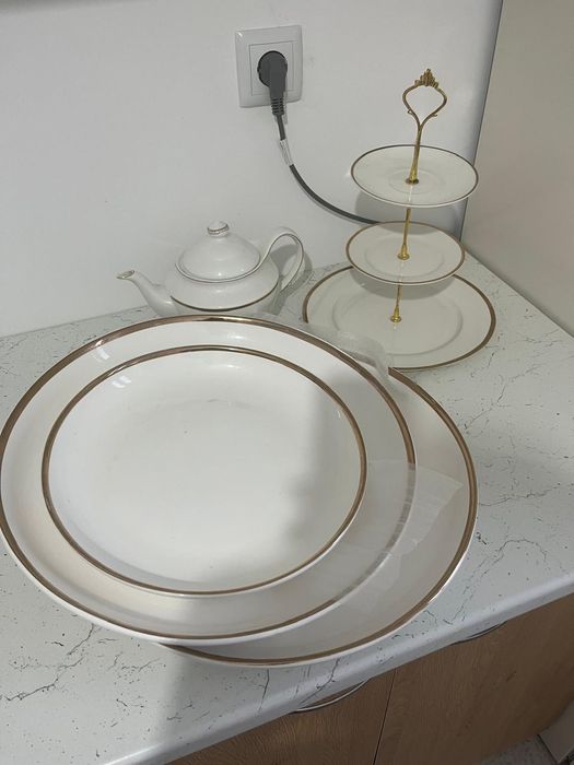 Продам    посуду