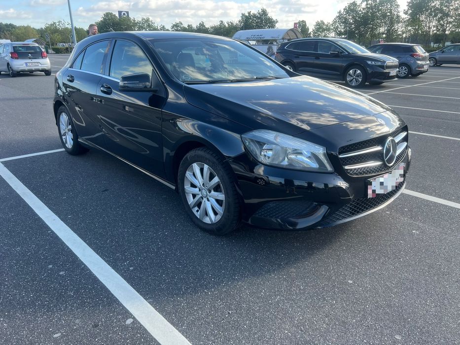 Mercedes Benz A180 2015