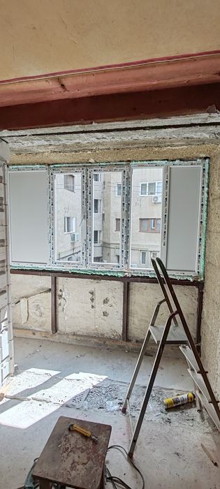 Termopane și Rulouri Exterioare