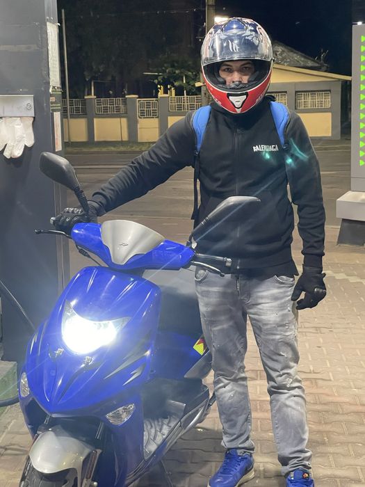 Vand scuter 50 cc in 2 t
