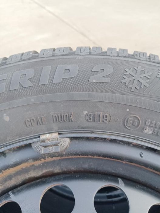 Зимни гуми с джанти  195/65/15
