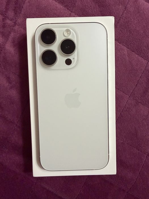 Iphone 15 pro white titanium 256GB