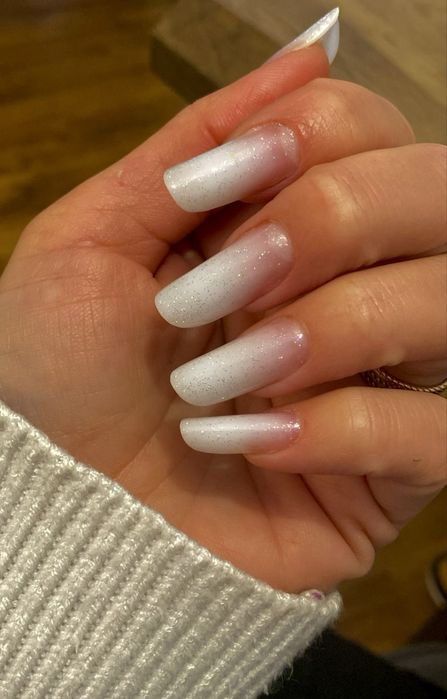 Unghii semi si gel