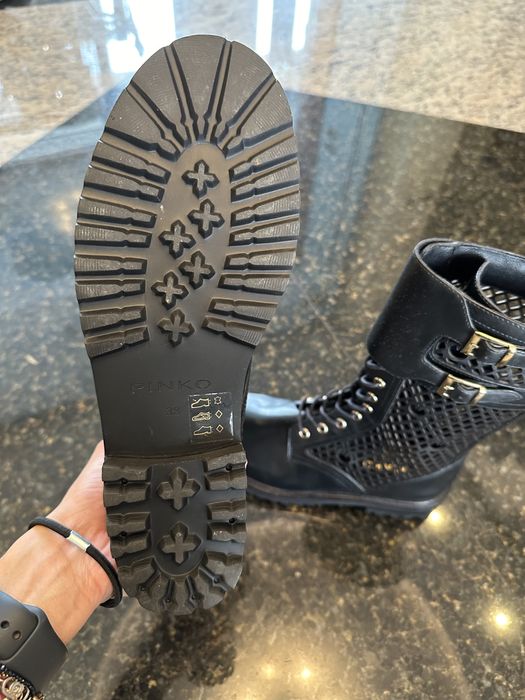 Pinko кожени ботуши