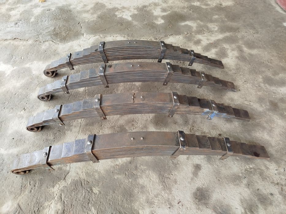 Рессор притцепга  •  Resor traktor teleshkasiniki