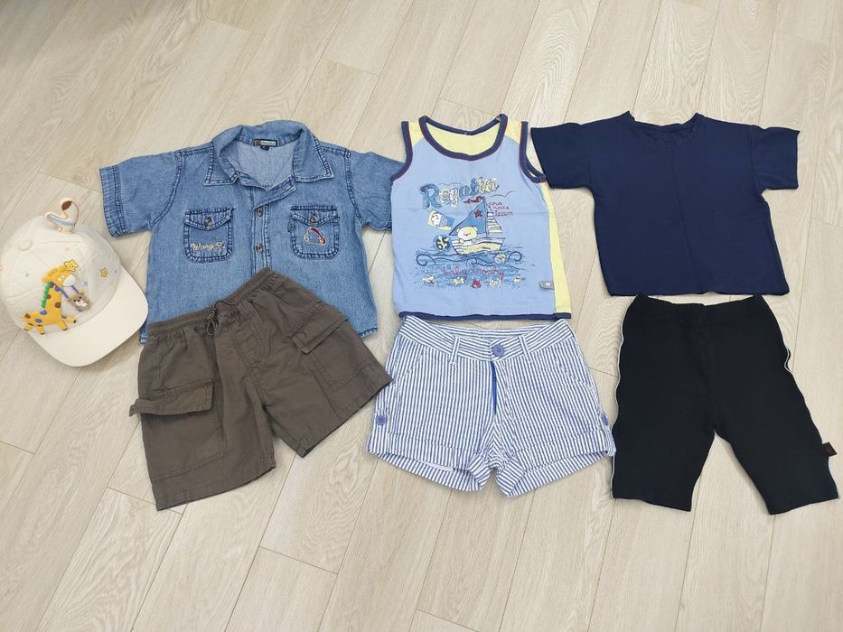 Комплект одежды на 2-3 года