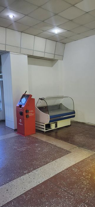 Сдаётся площадь в действующим магазине.