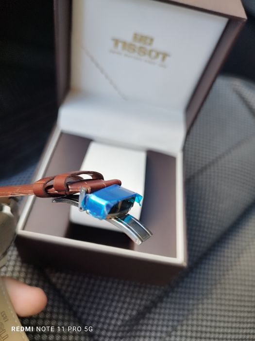 Продам часы Тиссот