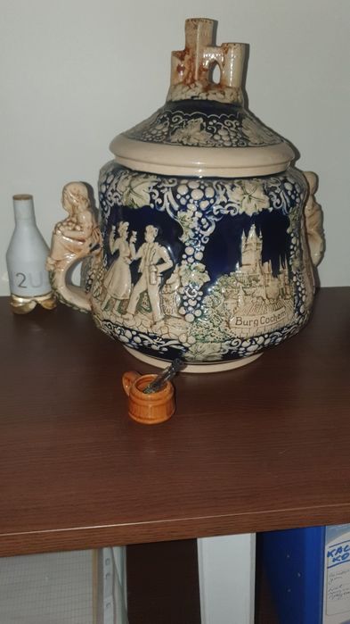 Стар античен супник