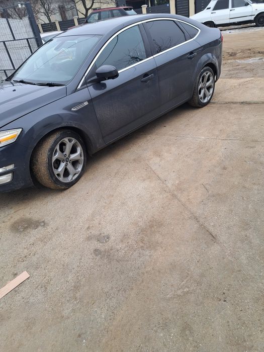 Dezmembrez ford mondeo mk4,facelift,bara,far,trager,radiatoare,capota