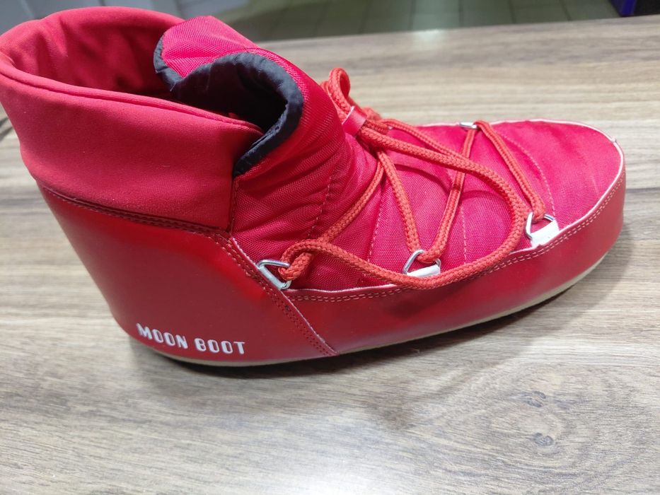 Ghete Moon Boot Low Nylon Roșii – Originale NOI (Fără Cutie)