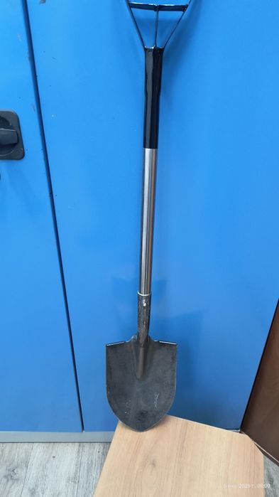 Продам лопату для авто !