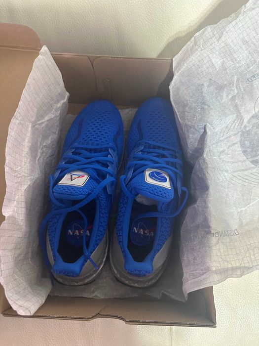 adidas Ultraboost 5. 0 DNA albastru marime 41,5 (7,5 UK) noi nouti