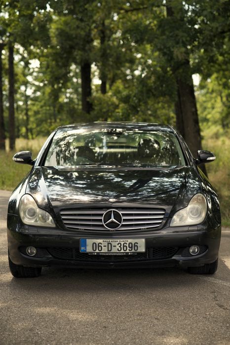 Dezmembrez Mercedes CLS350 benzina pompa benzina sbc grila bara capota