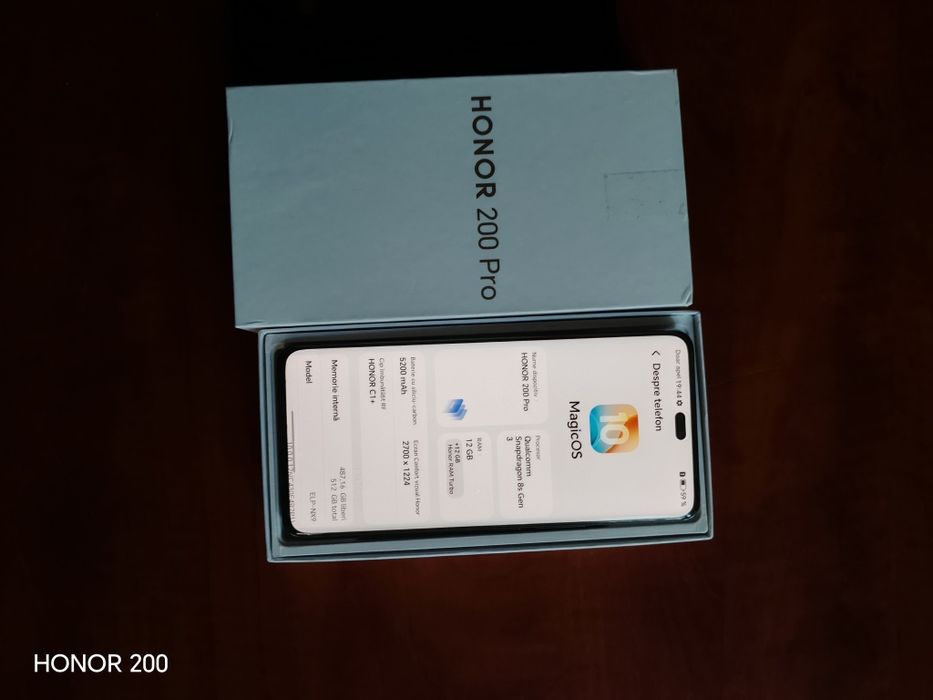 Telefon Honor 200 pro