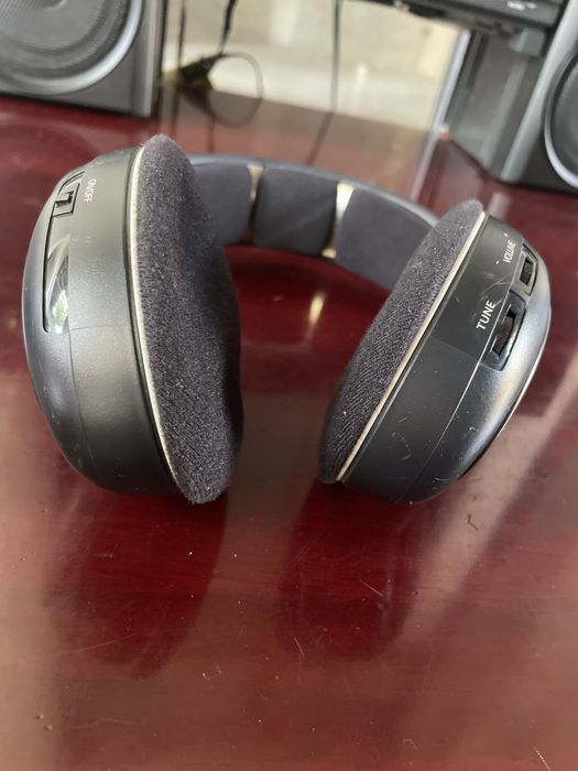 Беспроводные радионаушники Sennheiser hdr120 и hdr110 без док станции