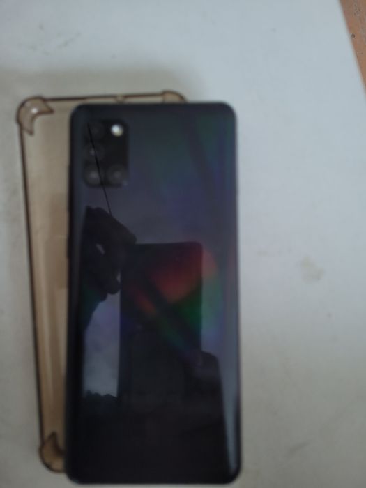 Продам самсунг А 31