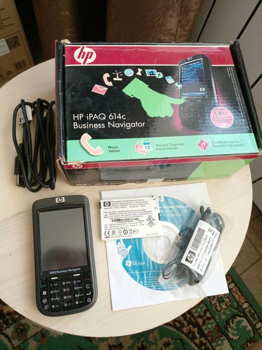 HP iPaq 614c Business Navigator Антисмартфон