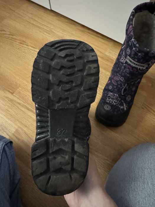 Зимние сапоги для девочки 32 размер (22см стелька)