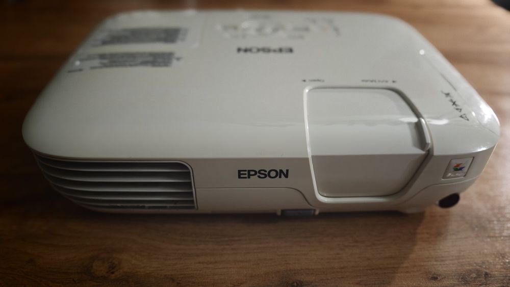 Проектор Epson EB-X7