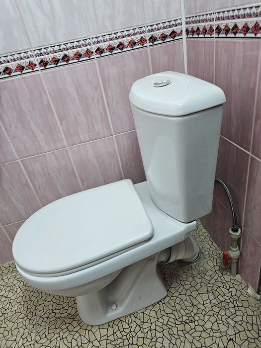 Унитаз в отличном состоянии