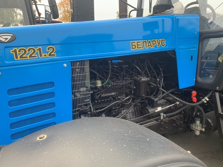 Продаётся трактор Мтз 1221.2  г. в. 2021