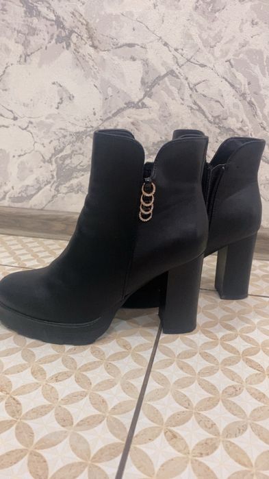 Продам    Очень   в  хорошем  состоянийй