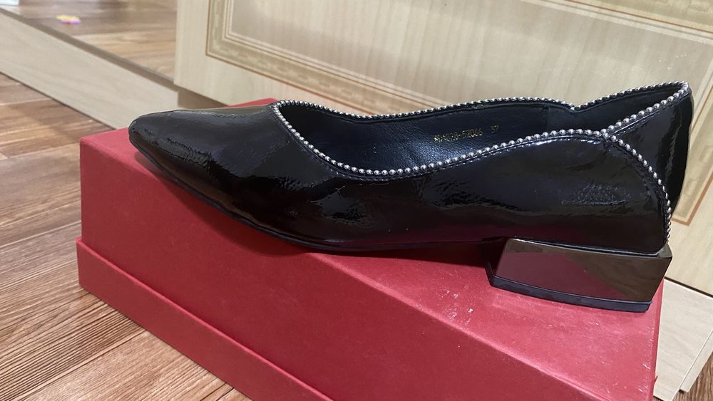 Туфли лаковая кожа